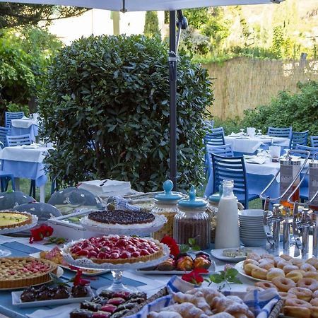 Hotel Imperia مارتْشانا مارينا المظهر الخارجي الصورة