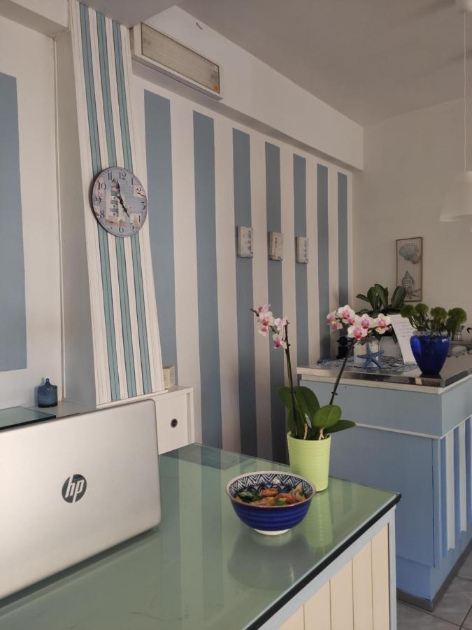 Hotel Imperia مارتْشانا مارينا المظهر الخارجي الصورة