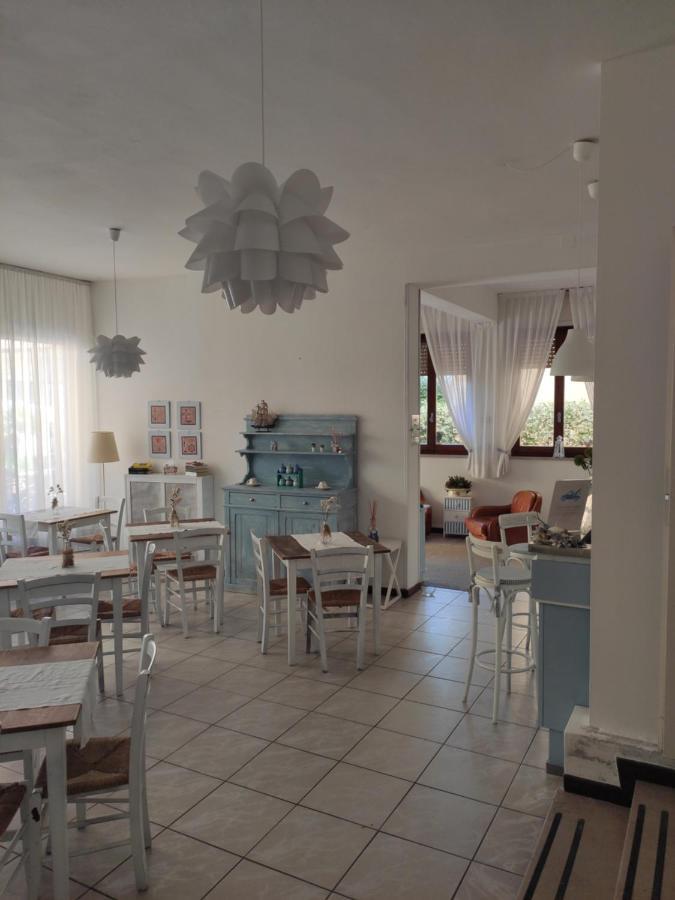 Hotel Imperia مارتْشانا مارينا المظهر الخارجي الصورة